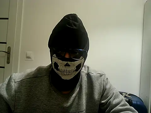 nofaceking20 online show from October 2, 3:30 pm