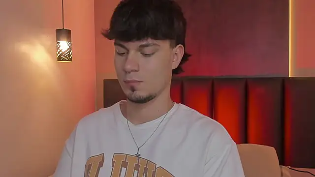 LiamThunder05  online show from November 30, 12:09 pm