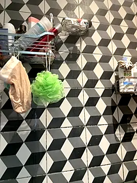 bebecita x online show from October 25, 1:18 pm