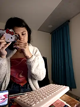 caramel doll   online show from October 15, 2:01 am