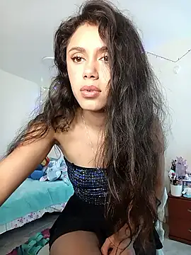 caramel doll   online show from January 9, 5:59 pm