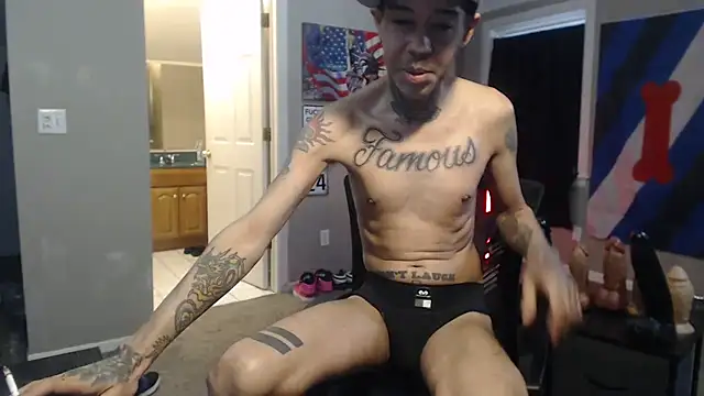 Snapshot of Michigan9000 chatting on March 23, 9:41 pm Michigan9000 online show from March 23, 9:41 pm