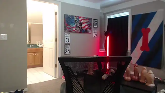 Snapshot of Michigan9000 chatting on March 29, 3:45 pm Michigan9000 online show from March 29, 3:45 pm