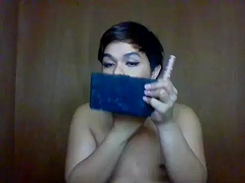 Snapshot of TarahFox chatting on November 19, 6:08 pm TarahFox online show from November 19, 6:08 pm