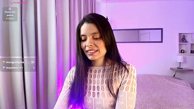 victoria stern online show from October 4, 12:14 pm