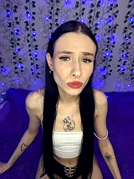 Kisa-Lisa  online show from November 18, 12:53 pm