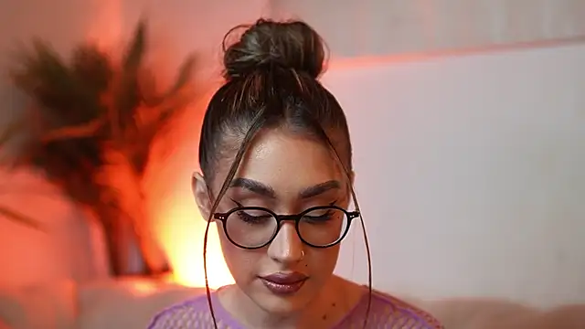 AileenKiss online show from March 26, 9:09 pm