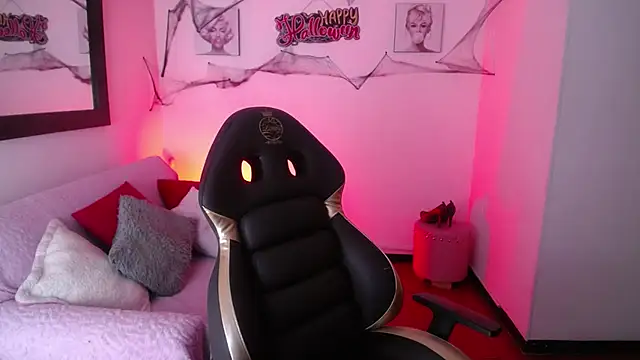 Andy Eagleton 20  online show from October 17, 2:26 am