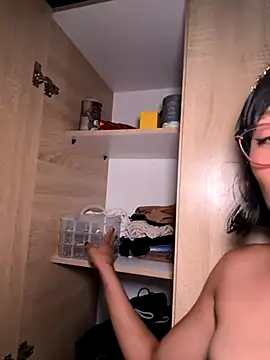 Qadeshoficial online show from October 26, 9:42 pm