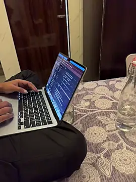 Snapshot of Ujjwallkumar0069 chatting on November 19, 5:51 am Ujjwallkumar0069 online show from November 19, 5:51 am