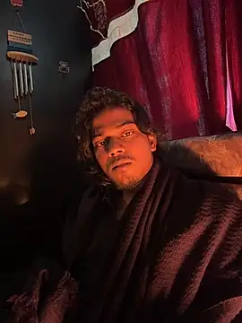 Snapshot of Ujjwallkumar0069 chatting on December 4, 9:40 am Ujjwallkumar0069 online show from December 4, 9:40 am