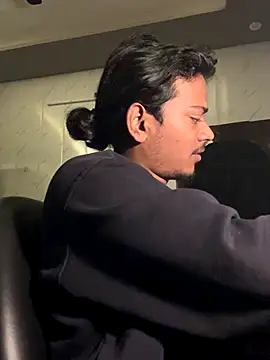 Snapshot of Ujjwallkumar0069 chatting on December 19, 3:02 am Ujjwallkumar0069 online show from December 19, 3:02 am