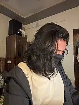 Snapshot of Ujjwallkumar0069 chatting on April 9, 6:24 pm Ujjwallkumar0069 online show from April 9, 6:24 pm