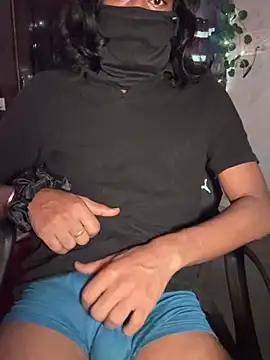 Snapshot of Ujjwallkumar0069 chatting on April 13, 7:03 am Ujjwallkumar0069 online show from April 13, 7:03 am