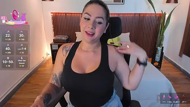 Katty-Paez online show from October 4, 1:42 pm