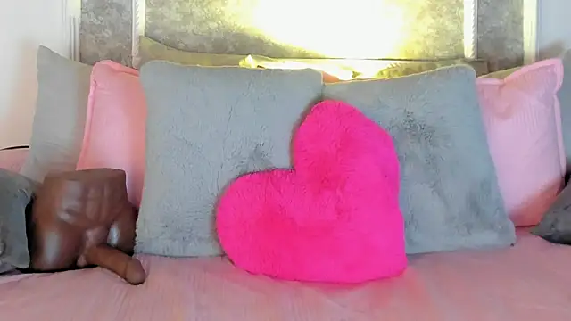 Snapshot of _victoriaa__lois chatting on October 23, 8:07 pm victoriaa lois online show from October 23, 8:07 pm