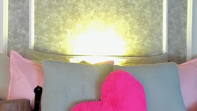 Snapshot of _victoriaa__lois chatting on November 2, 1:19 am victoriaa lois online show from November 2, 1:19 am