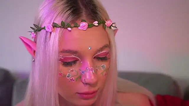 RanyThomson online show from April 17, 2:53 pm