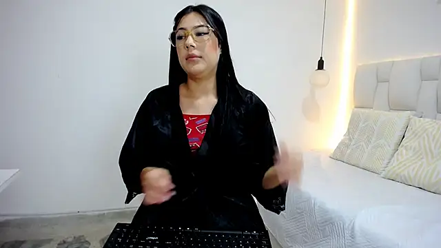 Celeste Bunny19 online show from October 7, 12:46 pm