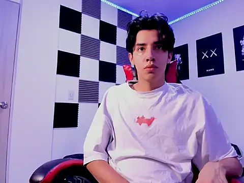 Snapshot of jeycobb chatting on October 20, 11:54 am jeycobb online show from October 20, 11:54 am