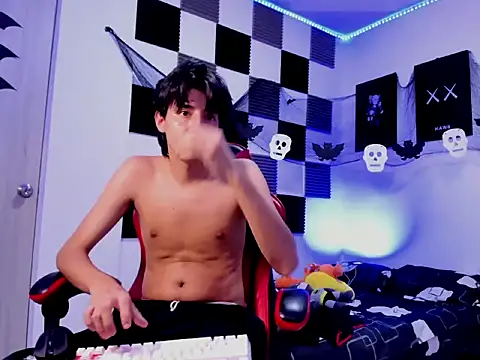 Snapshot of jeycobb chatting on October 24, 12:08 am jeycobb online show from October 24, 12:08 am