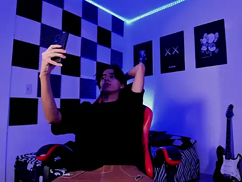 Snapshot of jeycobb chatting on November 23, 1:38 am jeycobb online show from November 23, 1:38 am