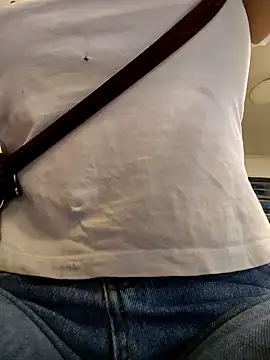 Snapshot of shannon_kinne_ chatting on December 2, 1:39 pm shannon kinne online show from December 2, 1:39 pm