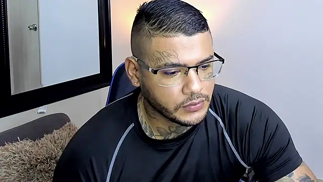 Snapshot of MICHELL_ARTHUS_ chatting on October 11, 3:17 am MICHELL ARTHUS online show from October 11, 3:17 am