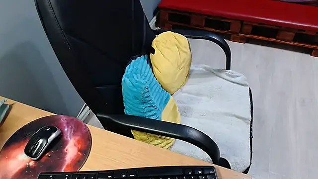 Ledi Catherin online show from January 8, 12:02 am