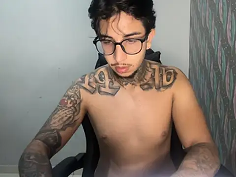 RealGdiass online show from April 22, 1:52 am