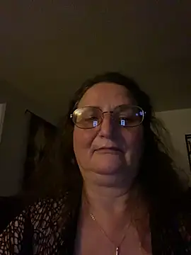 Snapshot of HurtfulExplorer67 chatting on May 16, 3:36 am HurtfulExplorer67 online show from May 16, 3:36 am
