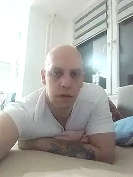 Kobradera1984 online show from March 1, 9:06 pm