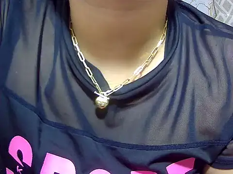 Snapshot of starpusy chatting on October 21, 8:48 am starpusy online show from October 21, 8:48 am