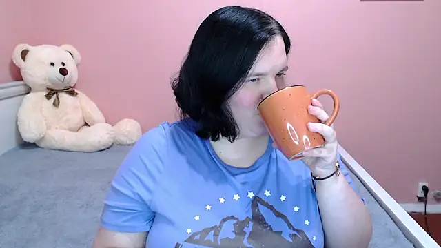  alexandra ray  online show from October 17, 11:46 am