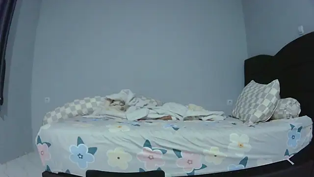 Snapshot of latexidn chatting on October 25, 3:29 pm latexidn online show from October 25, 3:29 pm