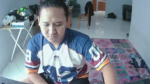 latexidn online show from March 5, 1:23 am