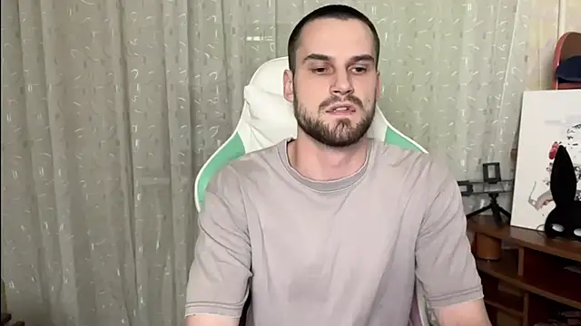 Iveraan online show from October 31, 7:15 pm