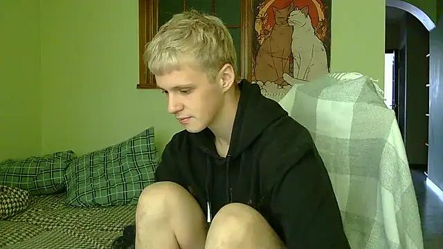  Timmy Boy  online show from October 12, 7:18 am