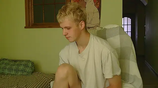  Timmy Boy  online show from October 15, 7:30 am