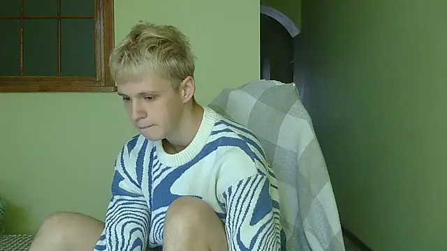  Timmy Boy  online show from October 18, 7:31 am