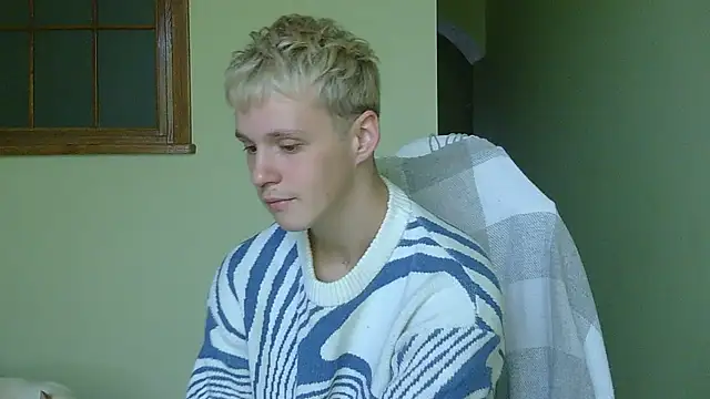  Timmy Boy  online show from October 27, 8:18 am