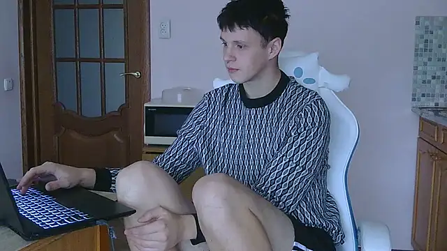  Timmy Boy  online show from November 10, 9:08 am