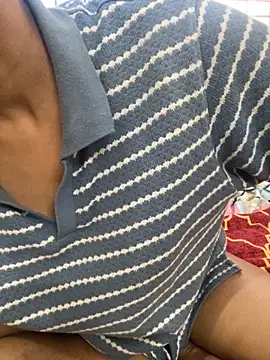 vickyandtania online show from October 21, 6:14 am