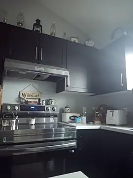 Snapshot of october1992xx chatting on November 27, 2:19 pm october1992xx online show from November 27, 2:19 pm