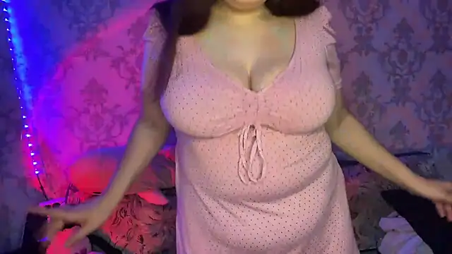 NicolVeys online show from October 7, 4:15 pm