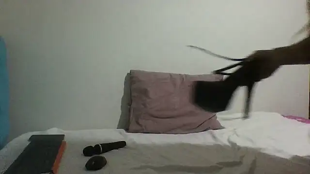 idil kraliceidi online show from November 11, 5:57 pm