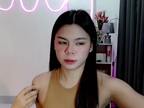 Snapshot of buttycamillex chatting on February 16, 6:04 pm buttycamillex online show from February 16, 6:04 pm