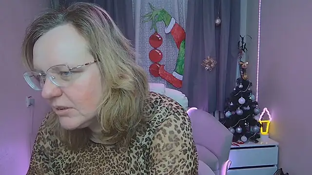 VestaWoody online show from January 14, 1:06 pm