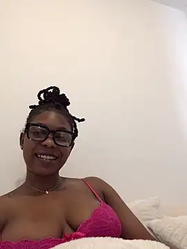 CurvyGoddessXxx online show from October 5, 2:04 pm