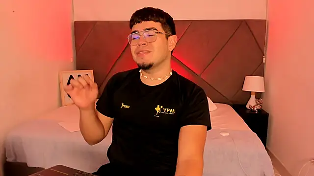 thiago occonor online show from October 14, 1:06 am